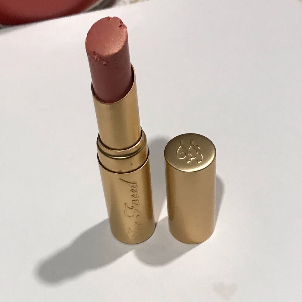 Too faced lipstick 💄